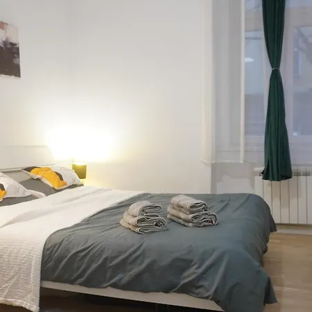 Quiet Cozy Apartment In The Center Prague Exterior photo